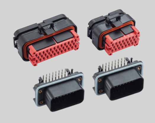 <p class="src grammarSection highlight" data-group="1-1">多種顏色和防暗沉設計，安全可靠的鎖定結構，防水等級高達IP68</p>